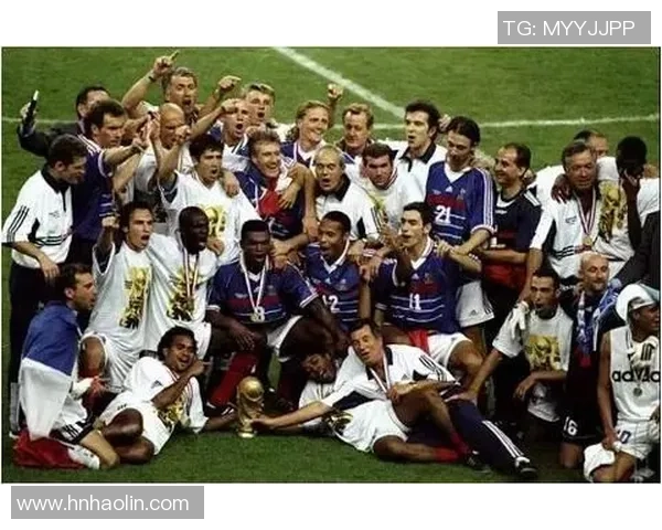 从球迷与专家多角度评价中看足球球星真实实力与场上影响力