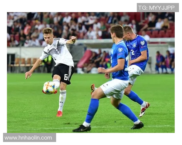 球星精彩对决足球赛全程回顾每个瞬间都不容错过